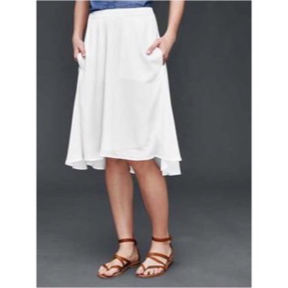 NWOT Gap Midi Swing Skirt